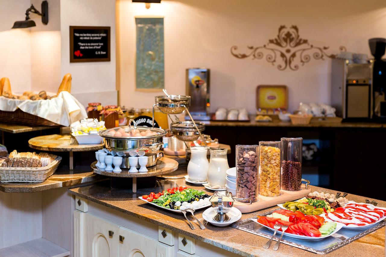 Papuga Park Hotel Wellness Marrakesz & Spa Bielsko-Biała Ngoại thất bức ảnh