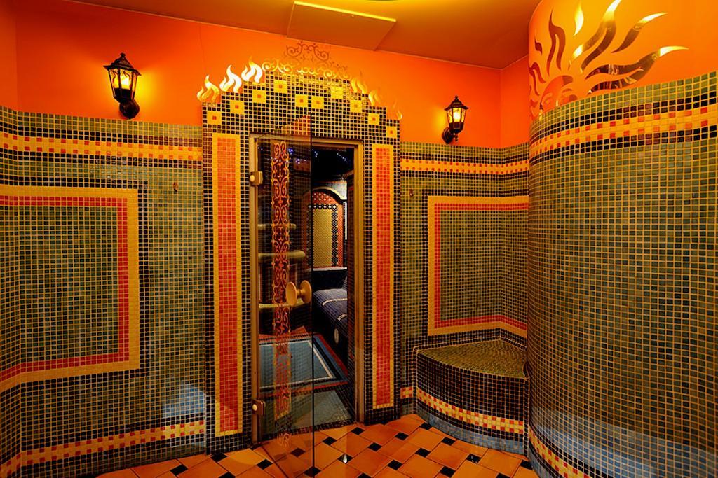 Papuga Park Hotel Wellness Marrakesz & Spa Bielsko-Biała Ngoại thất bức ảnh